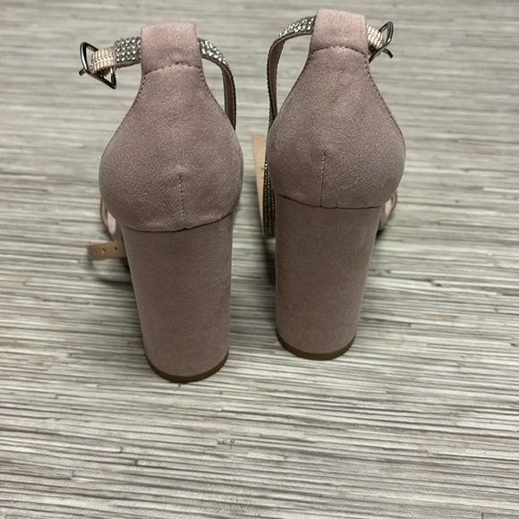 Worn once almost perfect !! Steve Madden sparkle heels - Picture 3 of 6